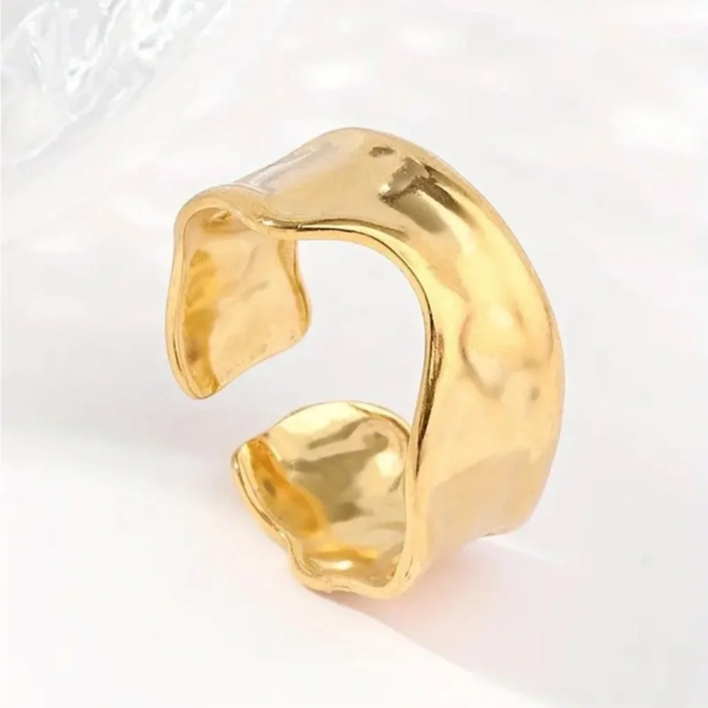 Gold Tone Sculptural Cuff Bracelet Modern Minimalist Statement Jewelry NWT